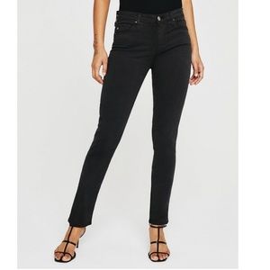 AG The Prima Mid-rise cigarette in black 
Size: 28R